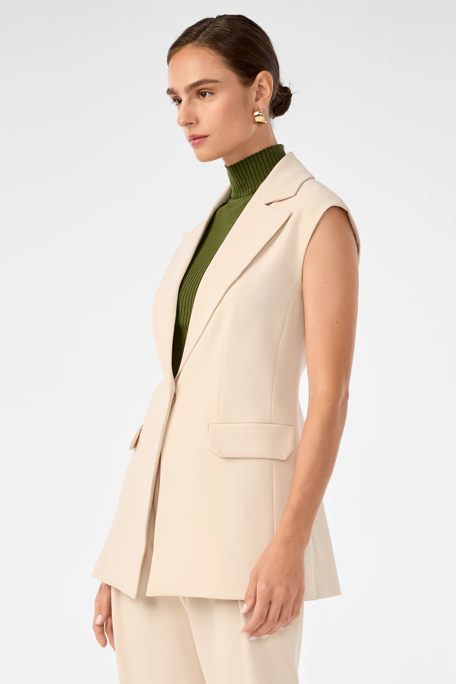 Baobab Sleeveless Jacket - Image 10