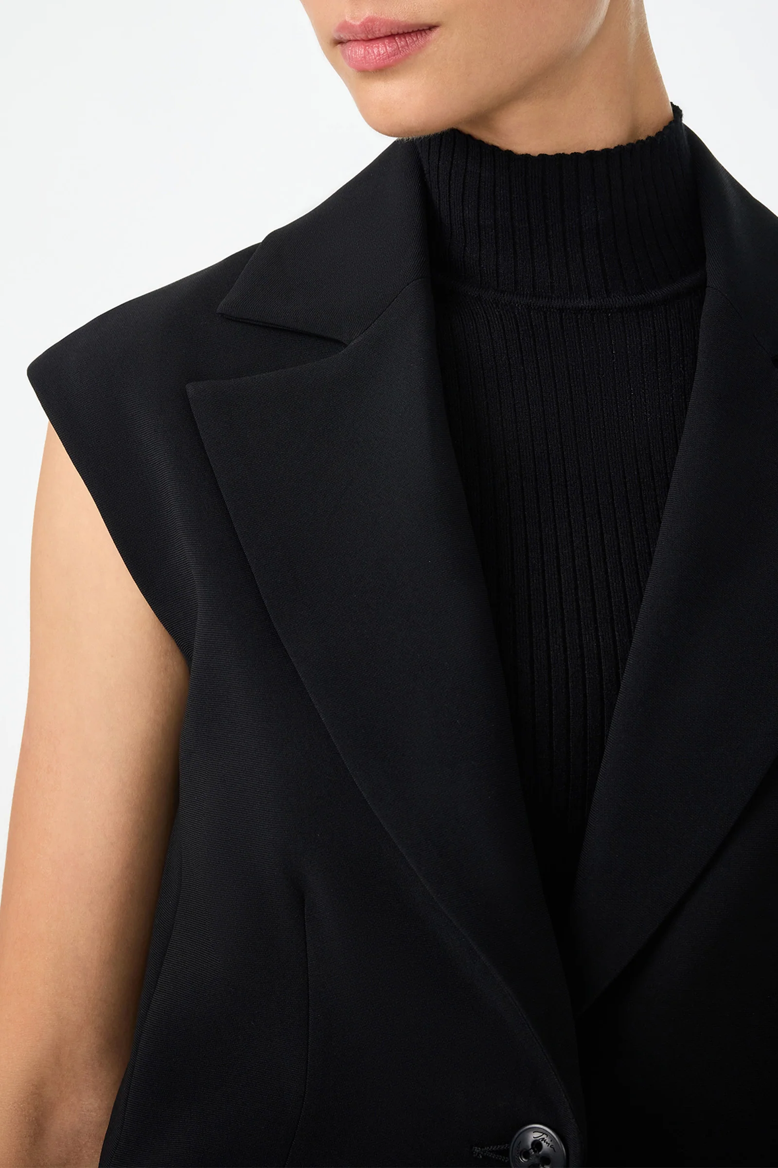 Baobab Sleeveless Jacket - Image 5