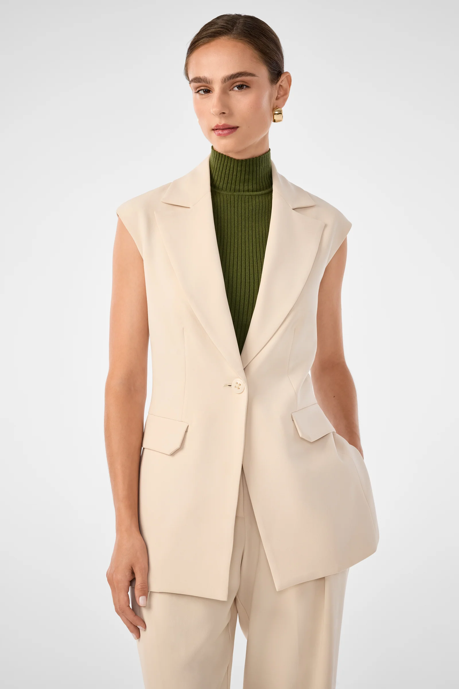Baobab Sleeveless Jacket - Image 8