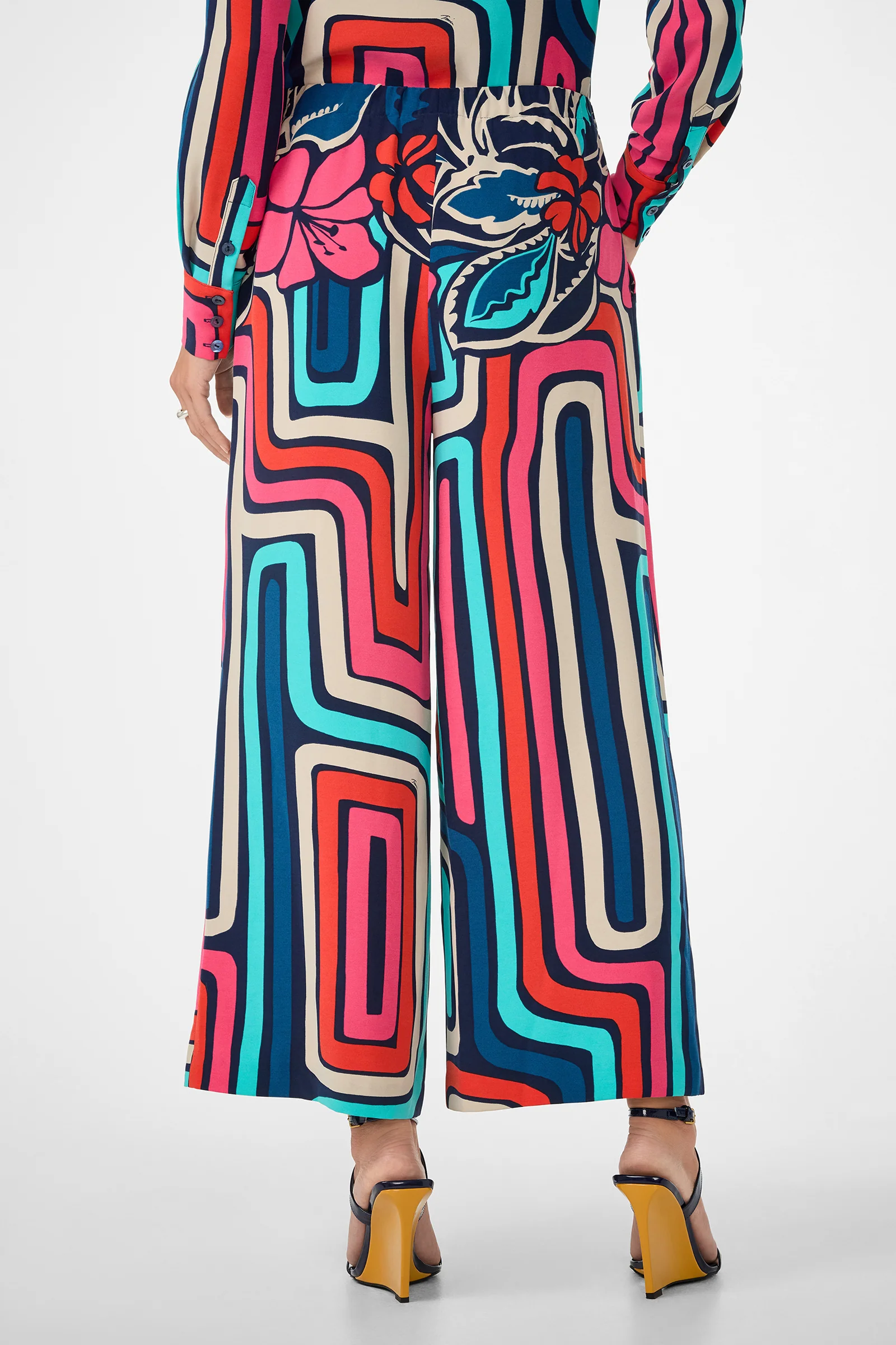 Cubism Crop Pant - Image 4