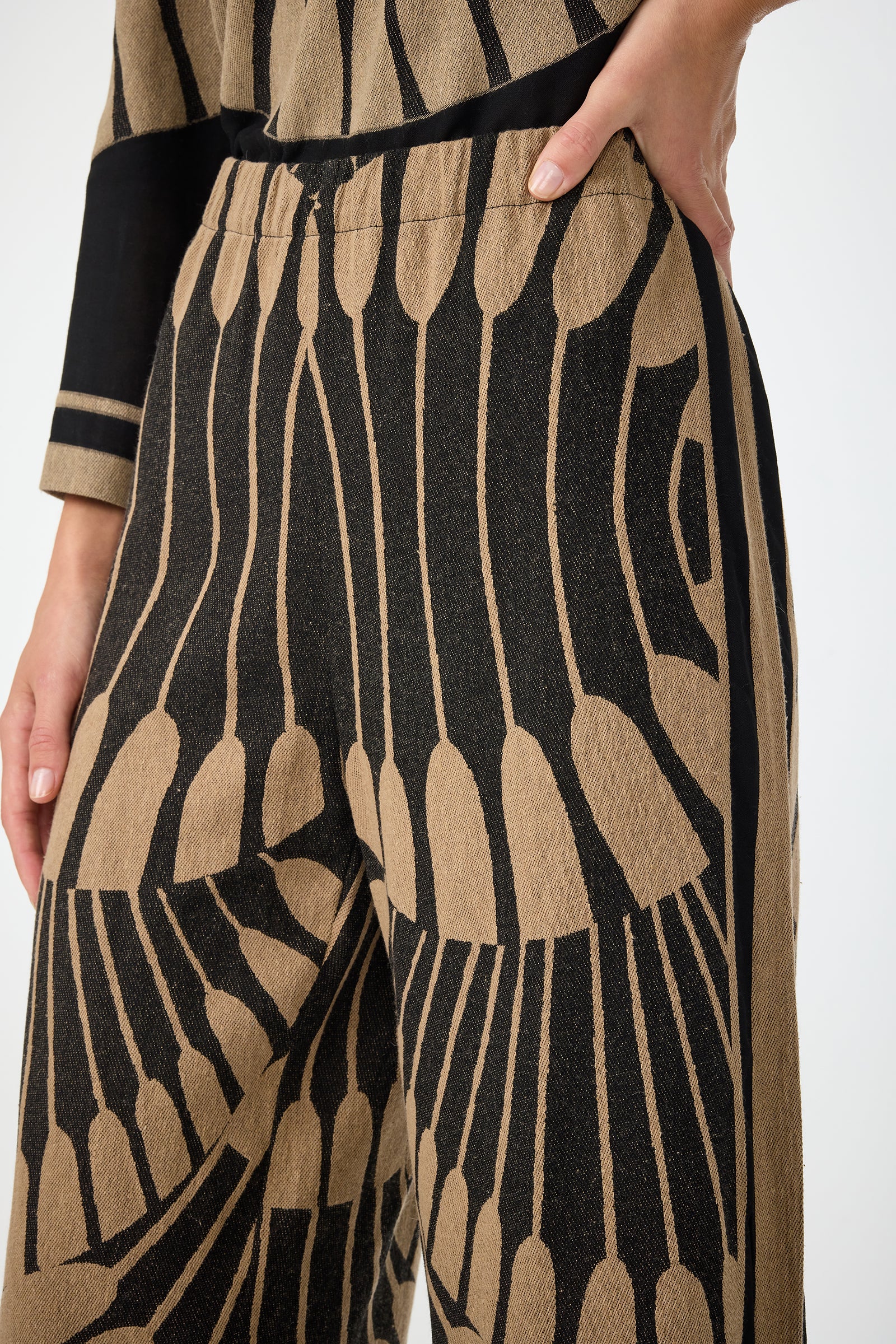 Estella Cropped Pant - Juniper Fil Coupe - Image 5