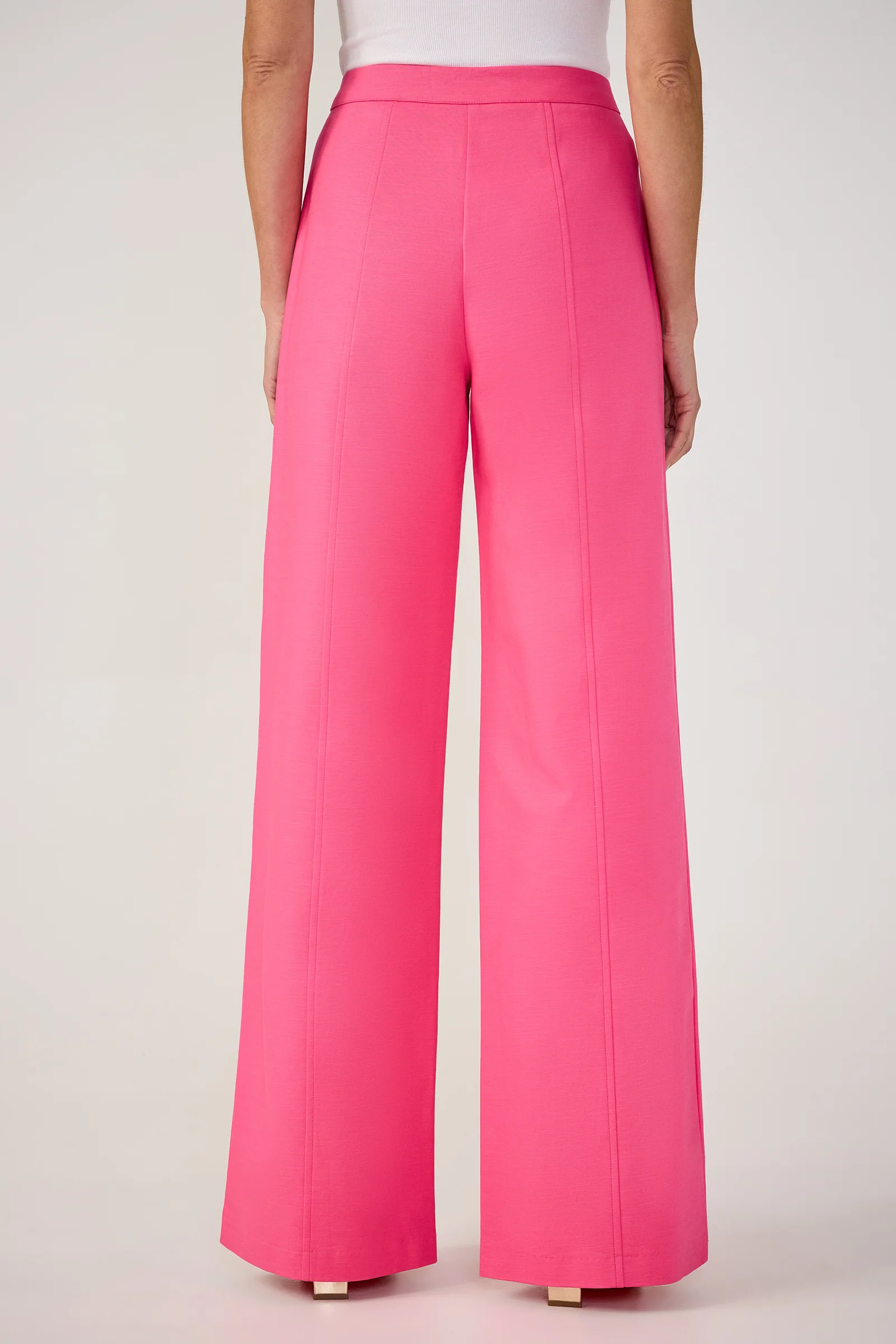 Half Court Wide-Leg Pant -Solid Suiting - Image 4