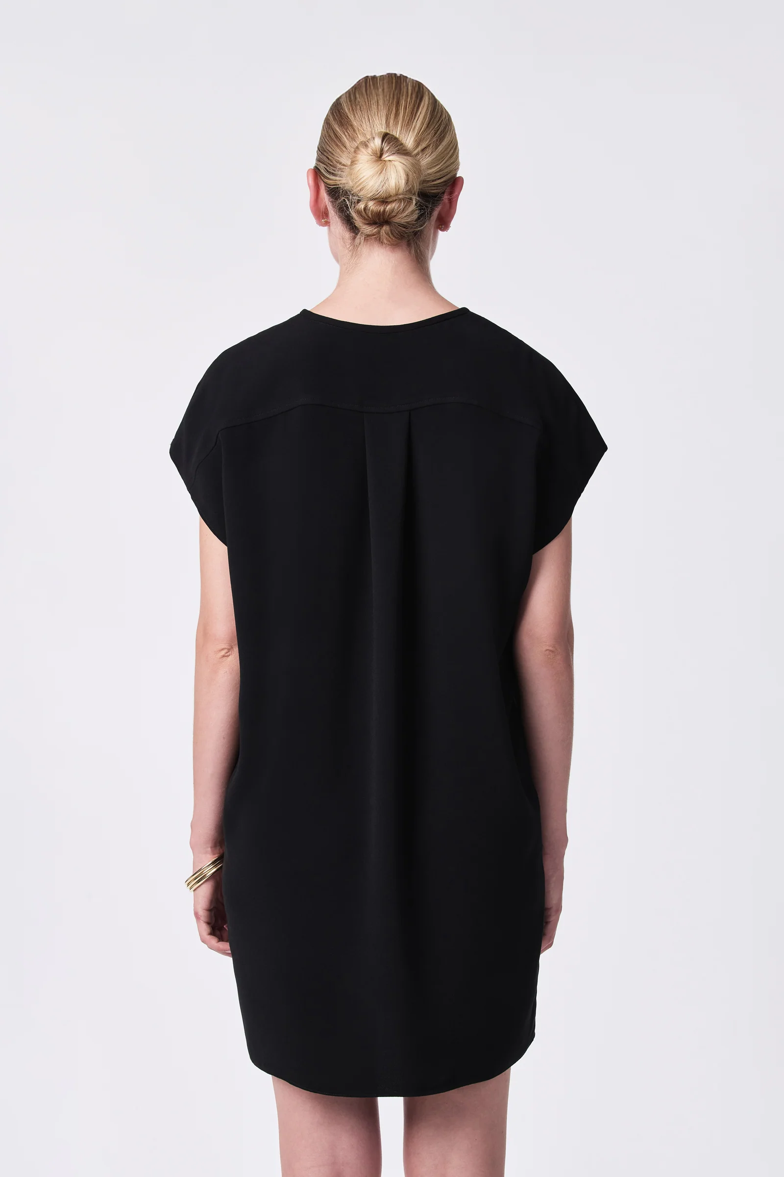 Hasil Short-Sleeve Shift Dress - Image 3