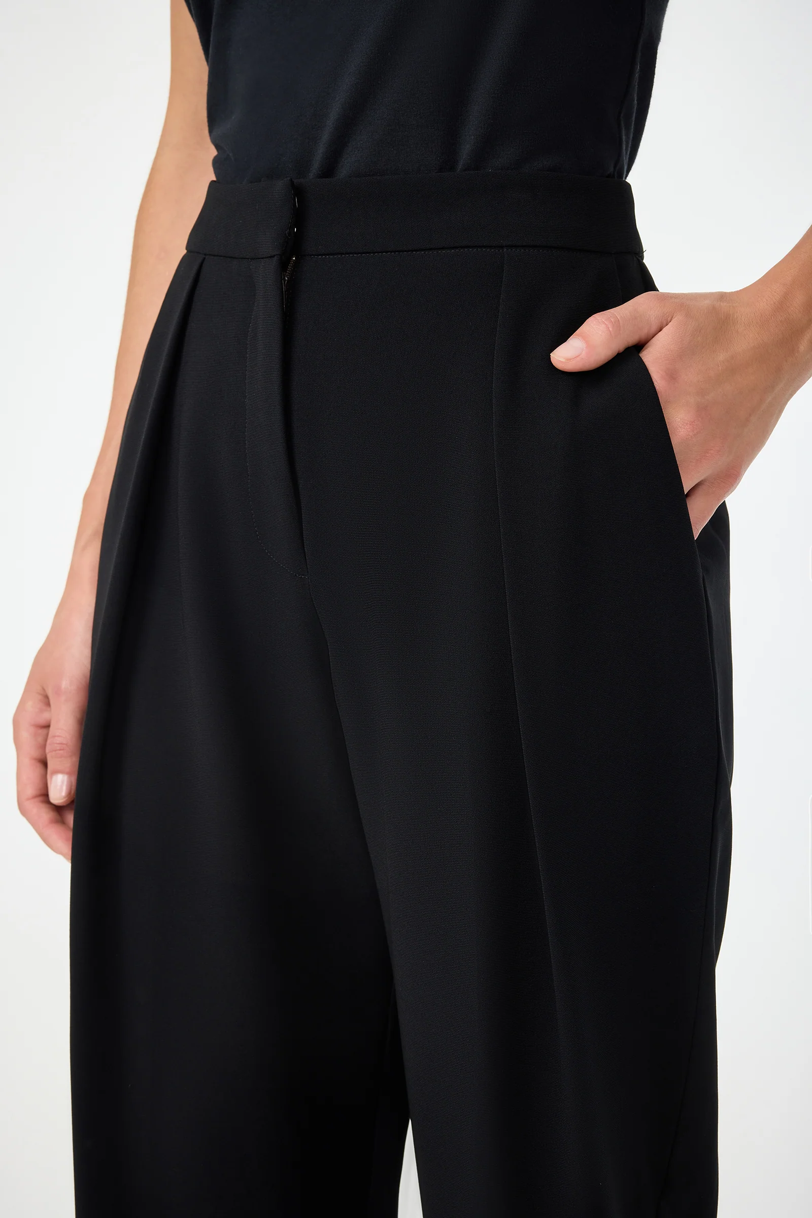Larch Tailored Cropped Pant - Image 5