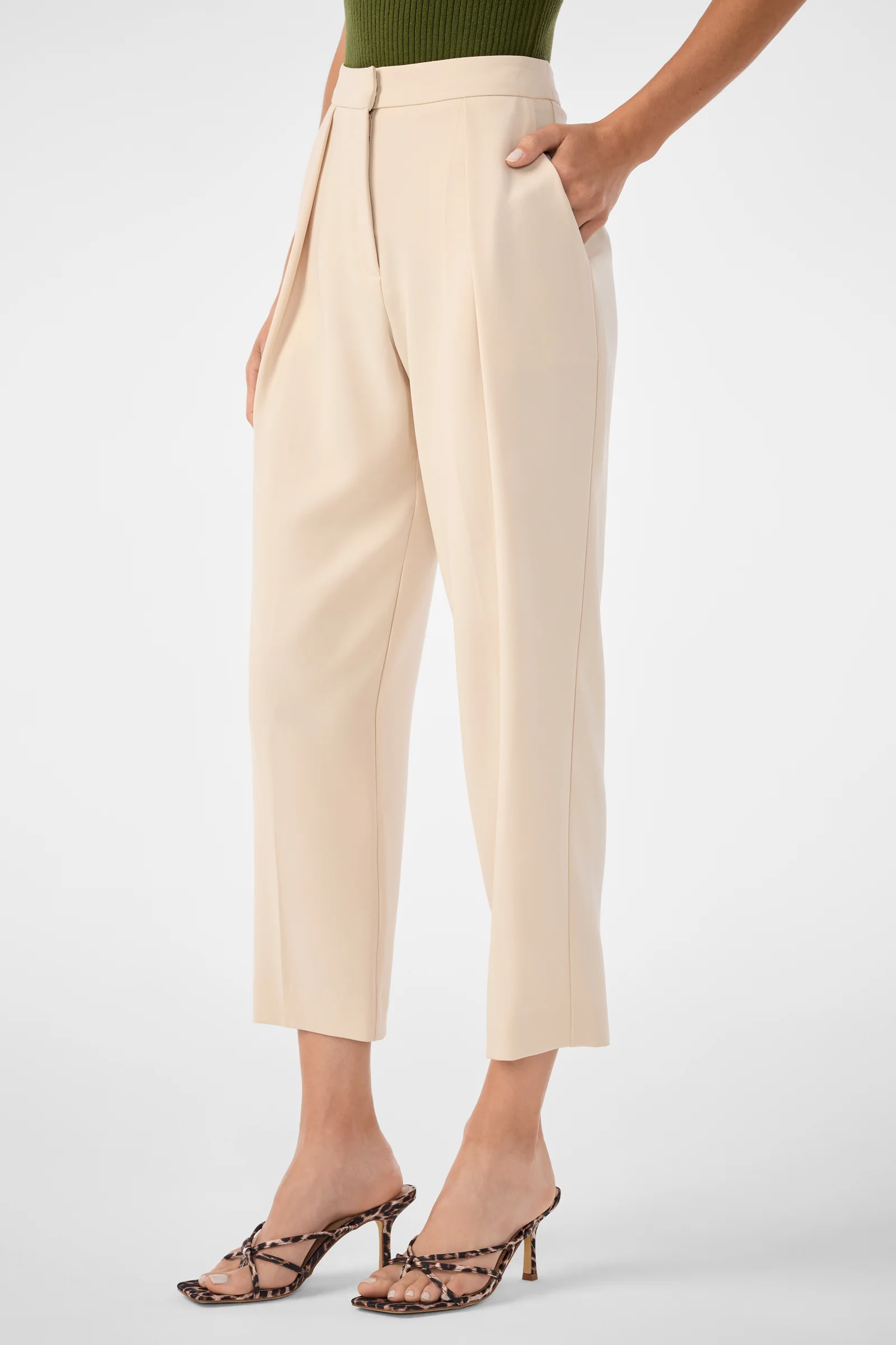 Larch Tailored Cropped Pant - Image 8