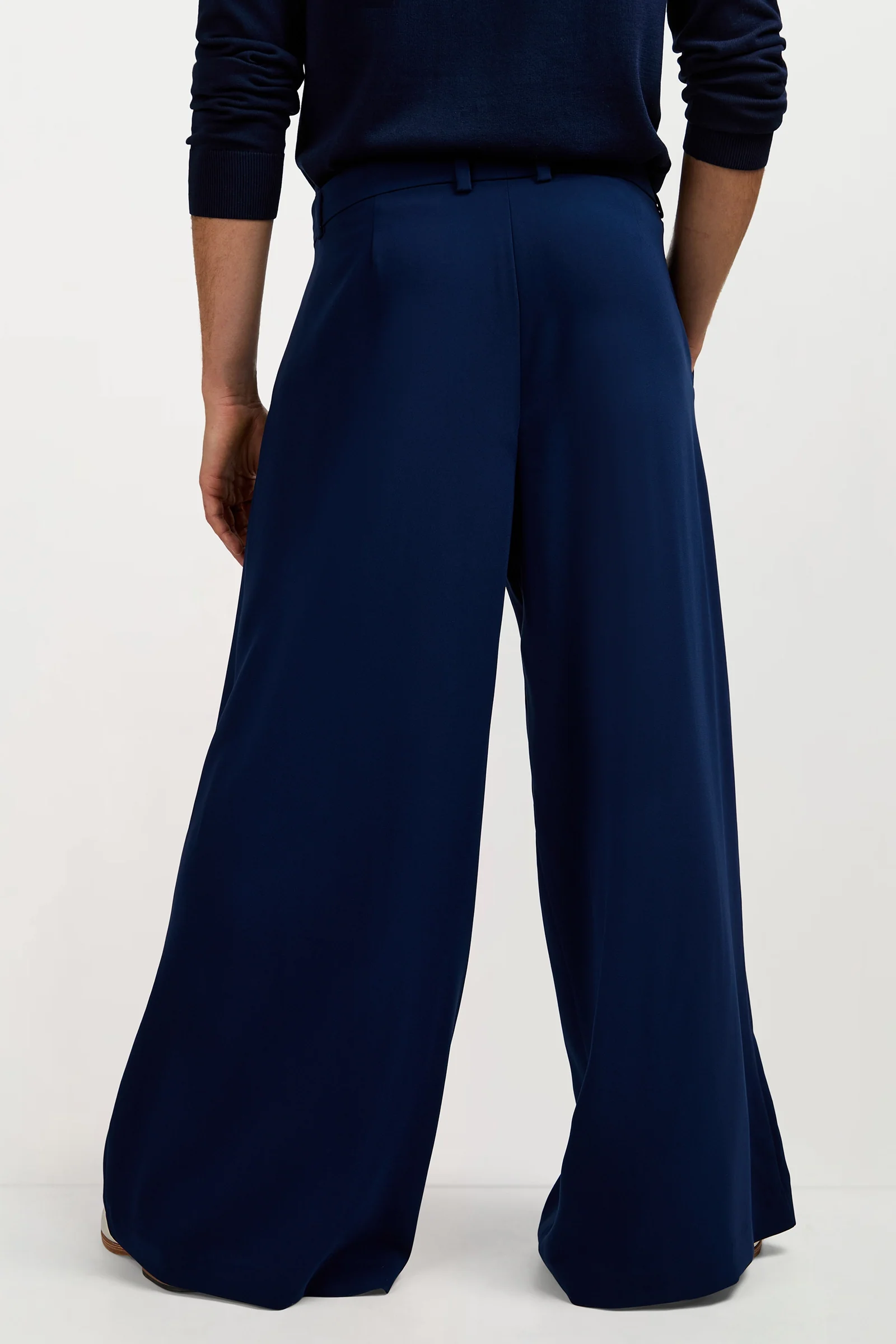 Cly Wide-Leg Trouser - Image 4