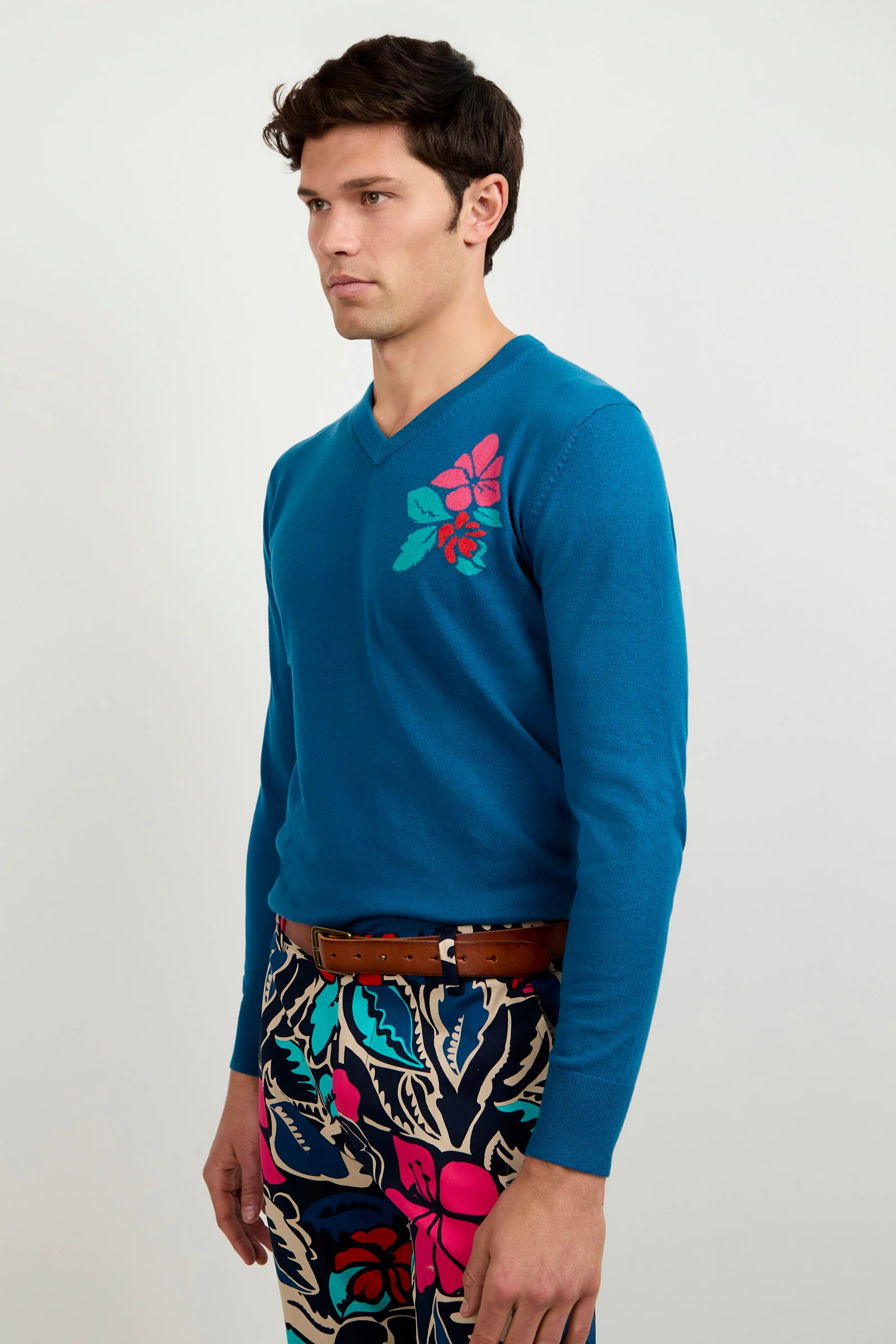 Copacabana V-Neck Sweater - Image 3