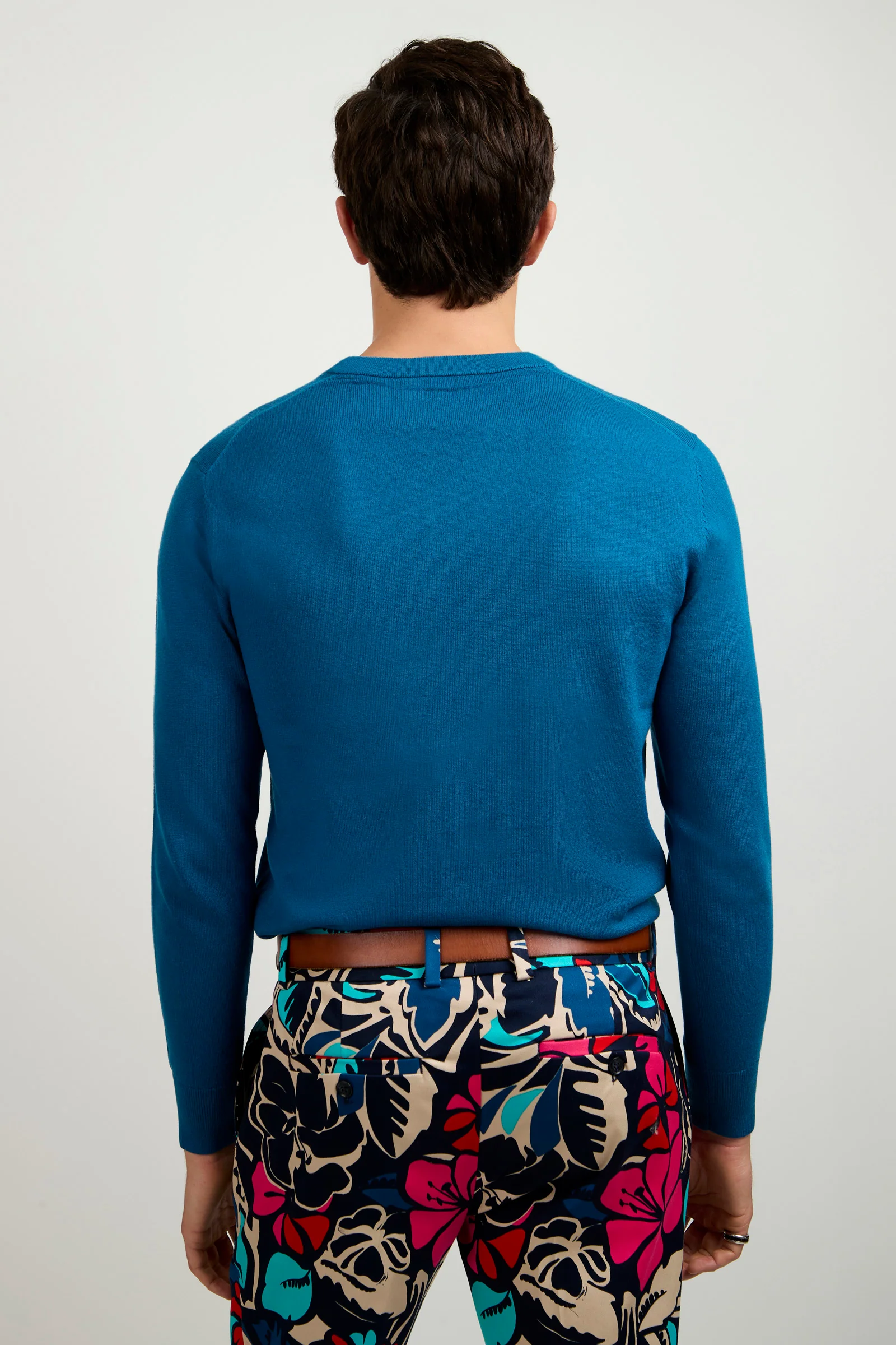 Copacabana V-Neck Sweater - Image 4