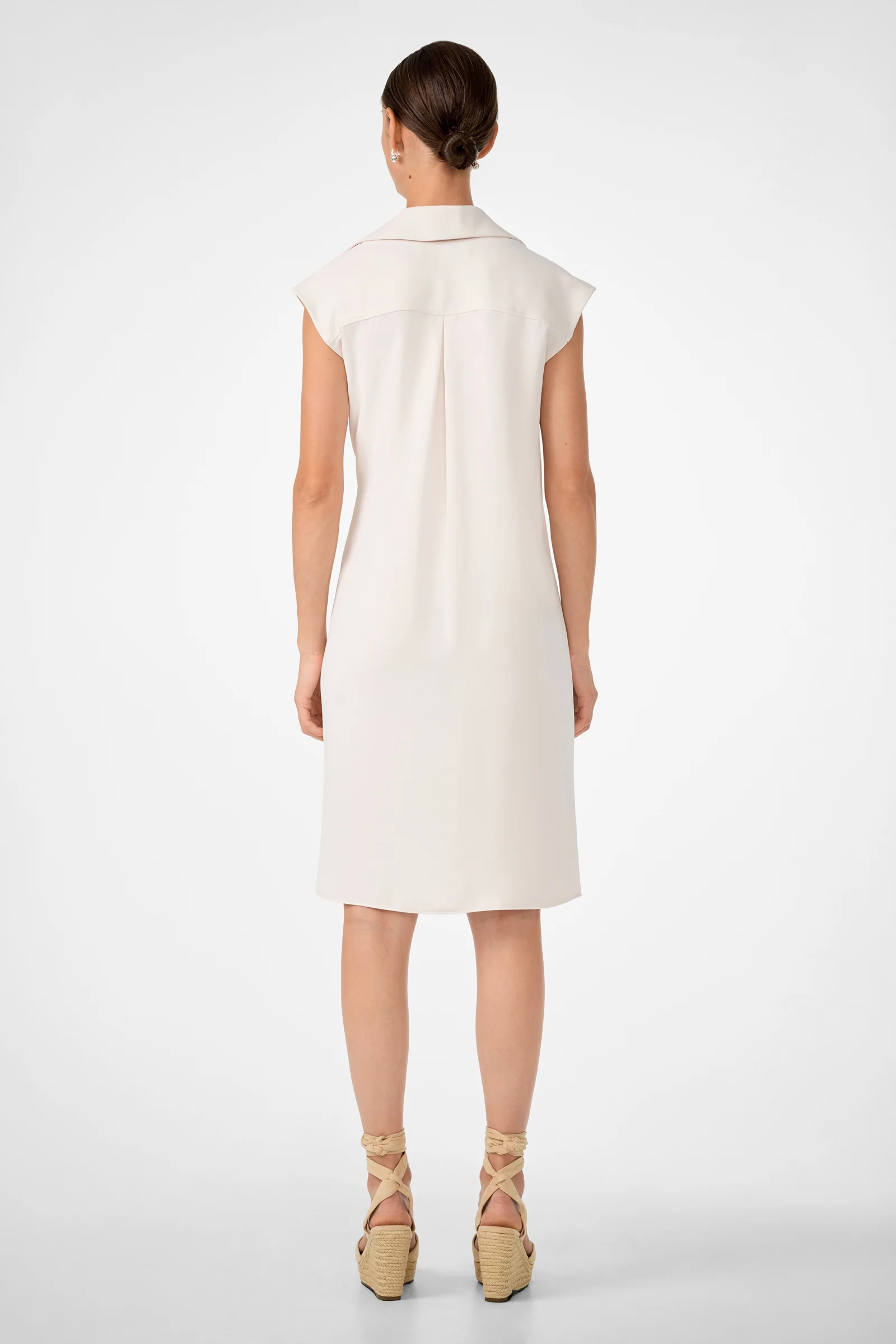 Meron Short-Sleeve Tie-Front Dress - Image 4