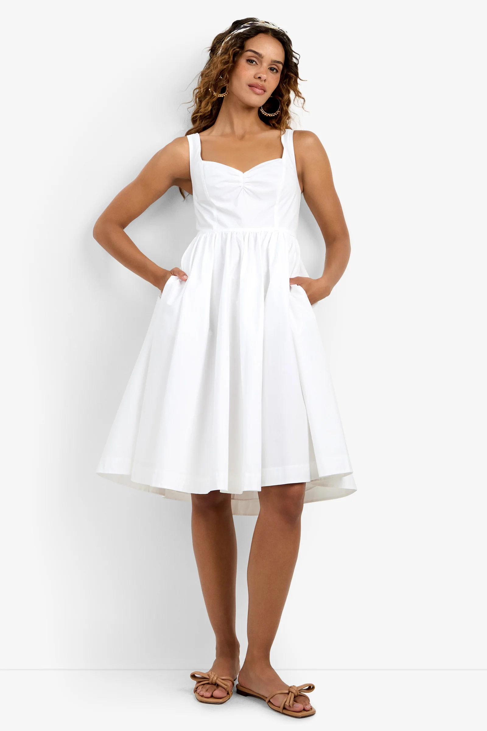 Mirabello Sweetheart Neck Midi Dress - Image 2