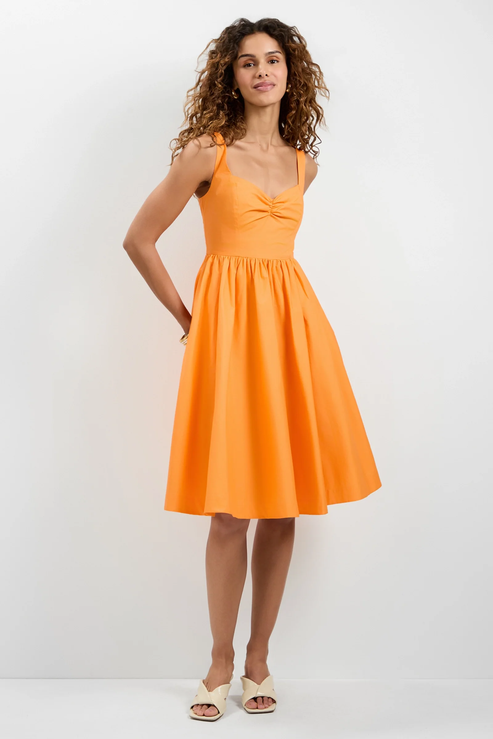 Mirabello Sweetheart Neck Midi Dress - Image 5