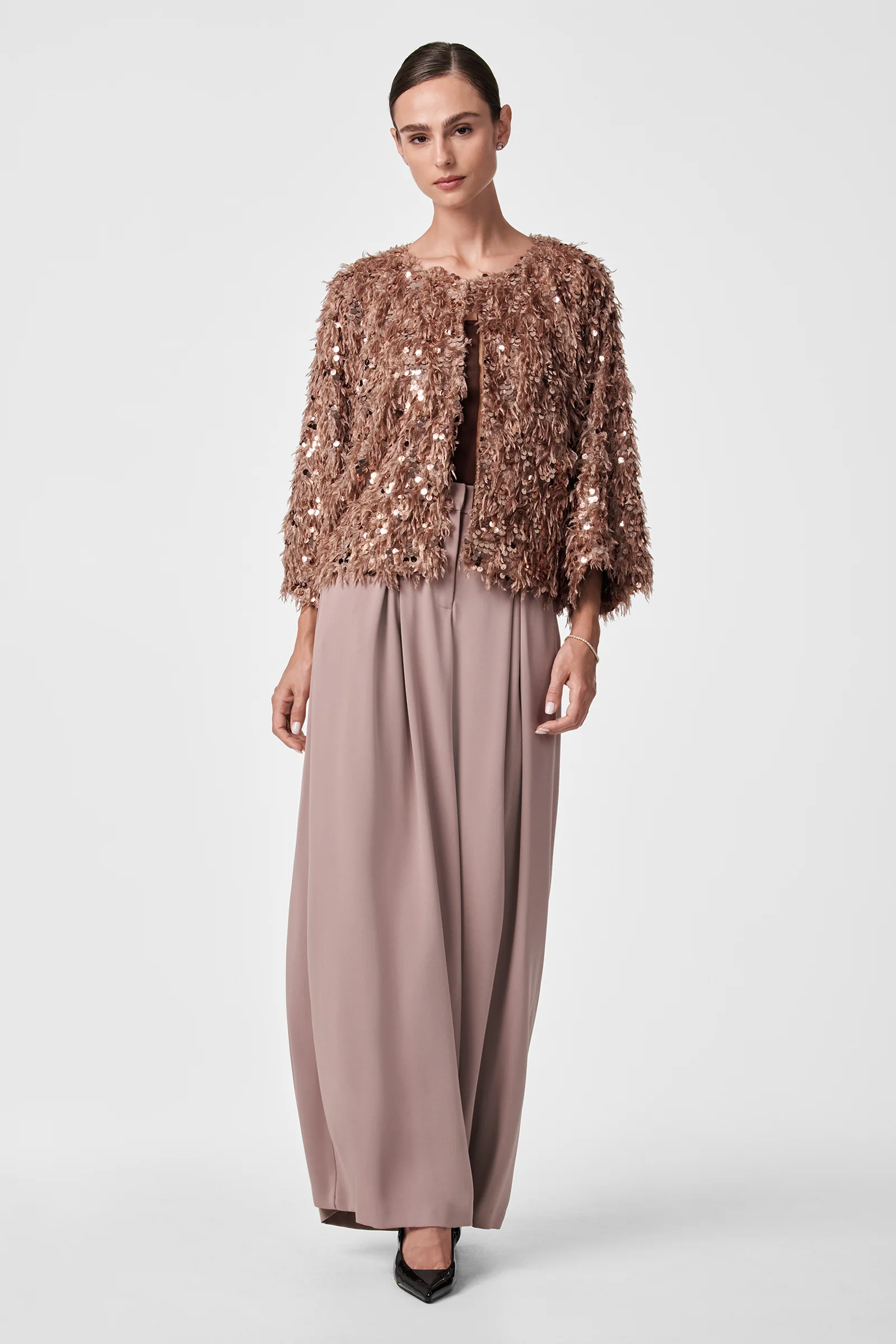 Oller Cropped Faux Fur Coat - Image 2
