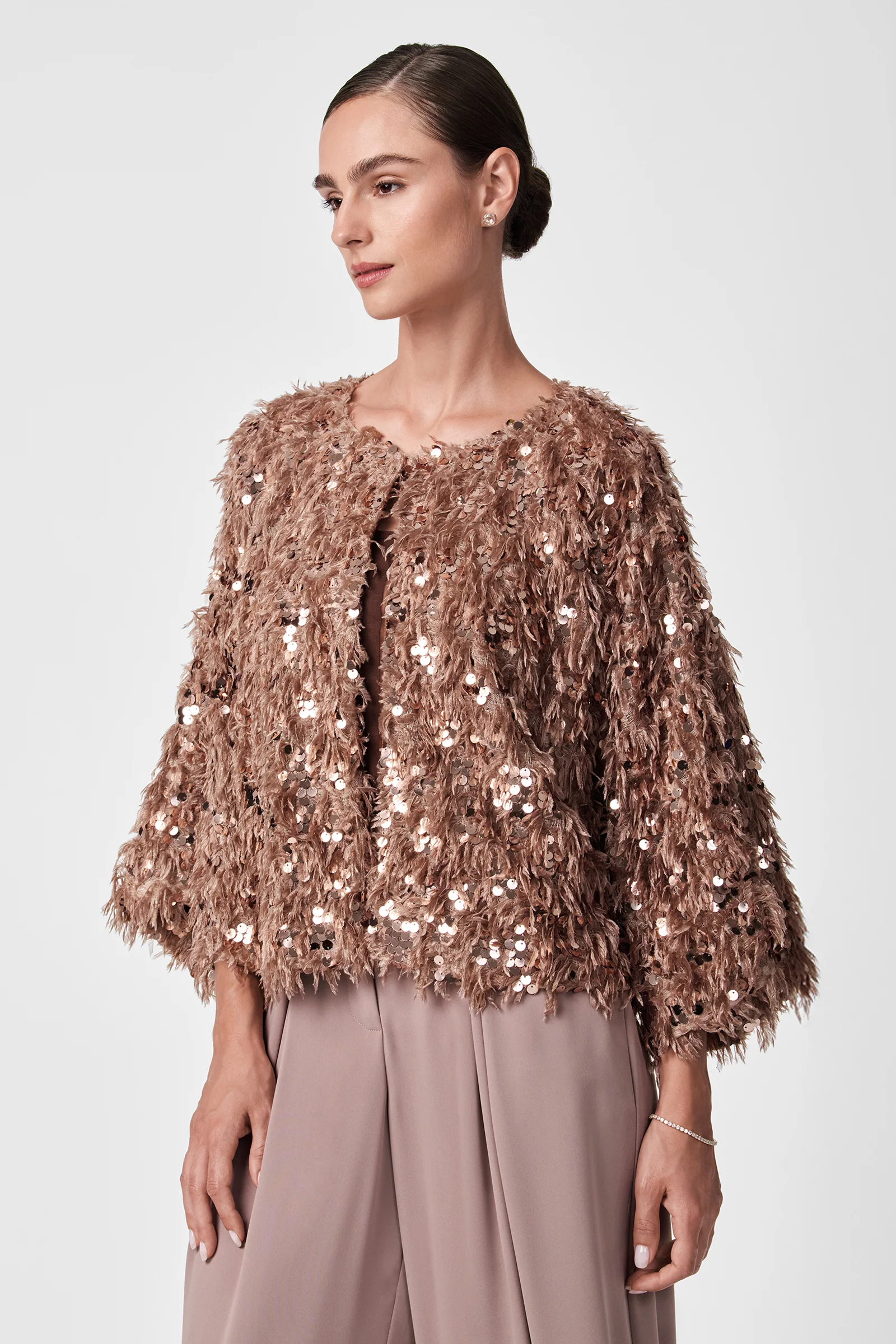 Oller Cropped Faux Fur Coat - Image 3