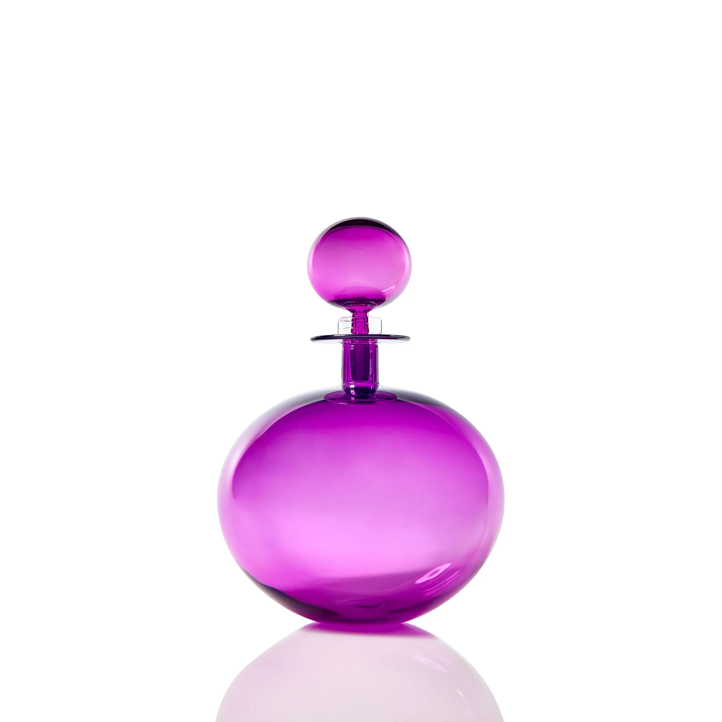 Petite Low Round Decanter - Image 8