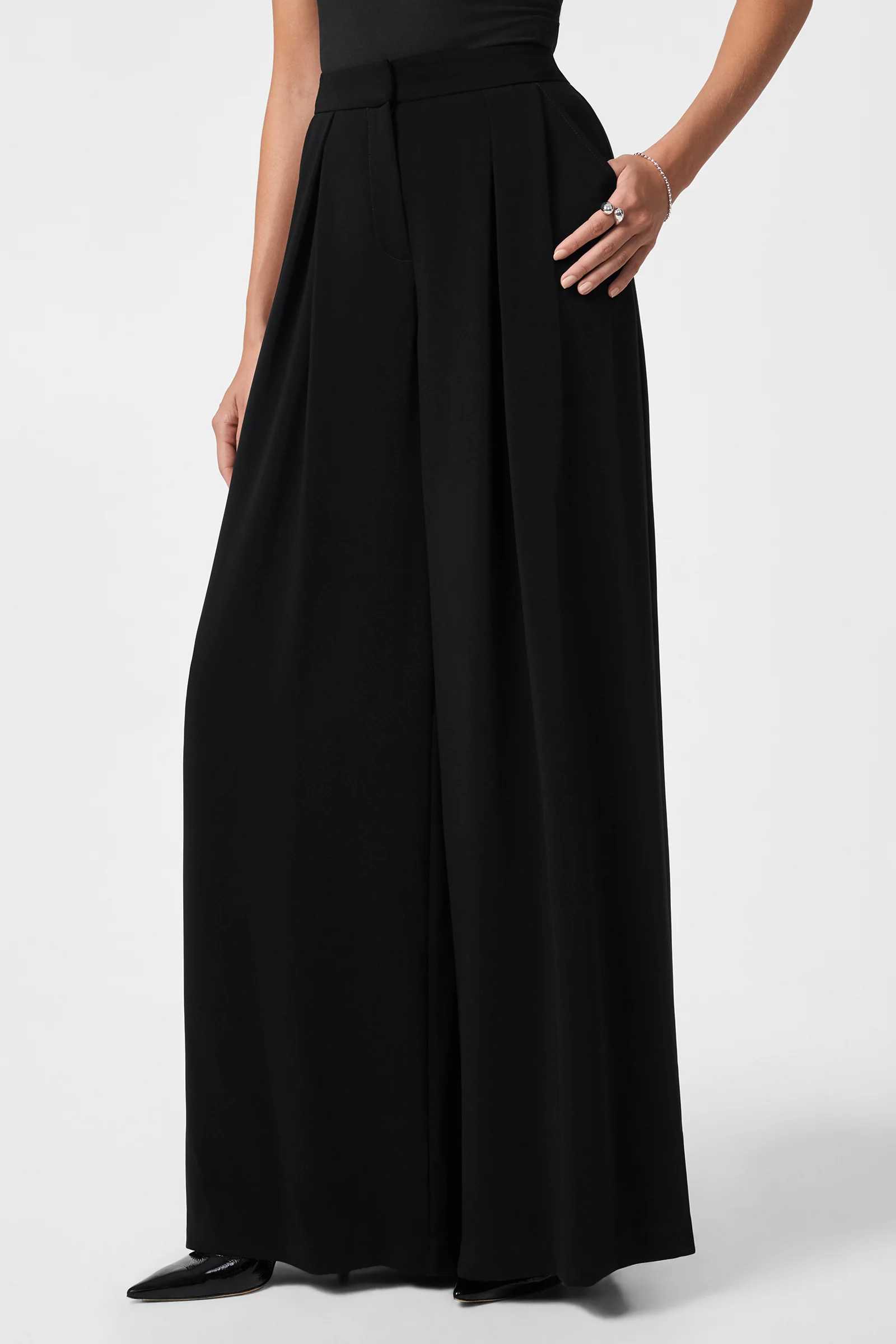 Saige Wide-Leg Pant - Image 3