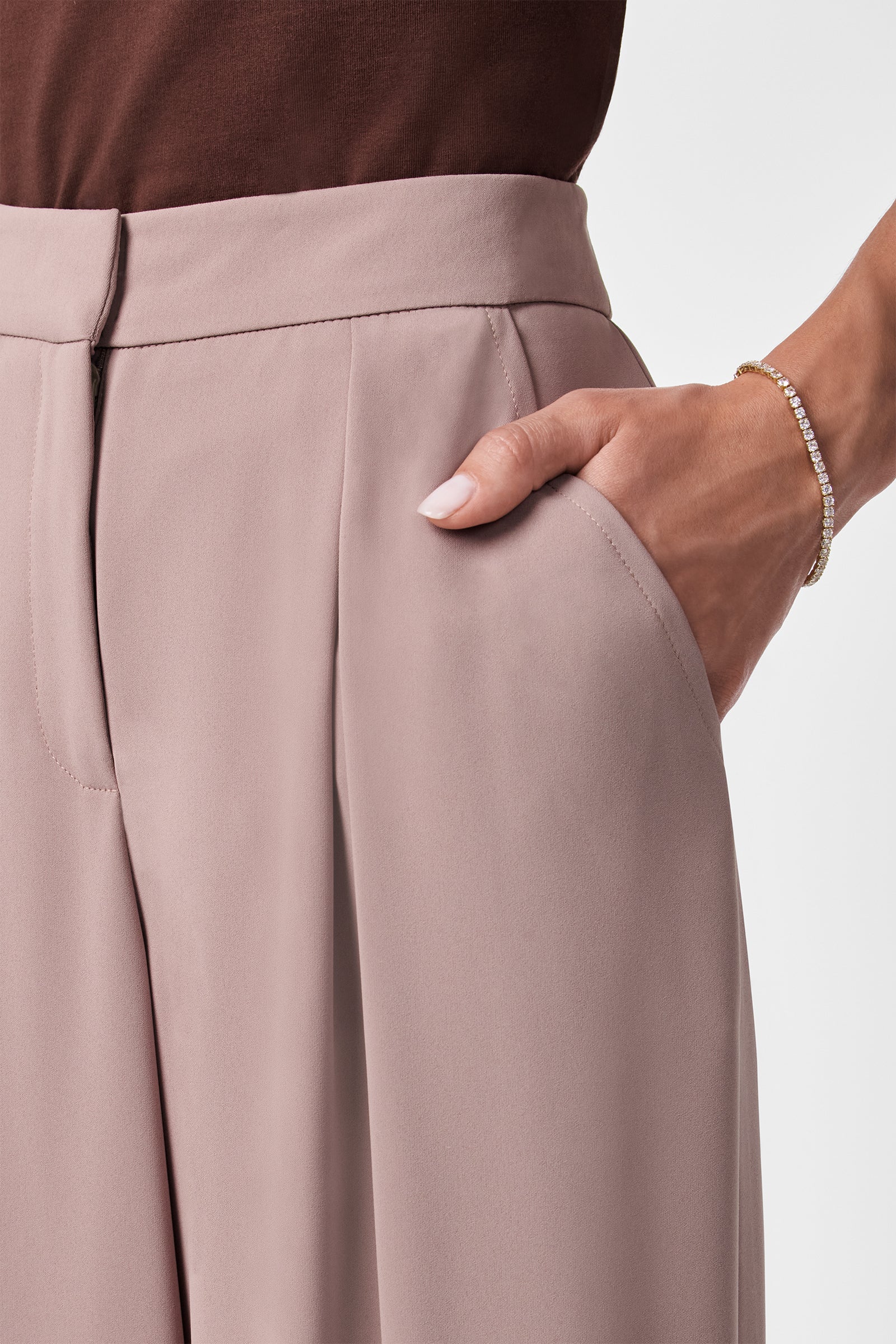 Saige Wide-Leg Short Pant - Image 10