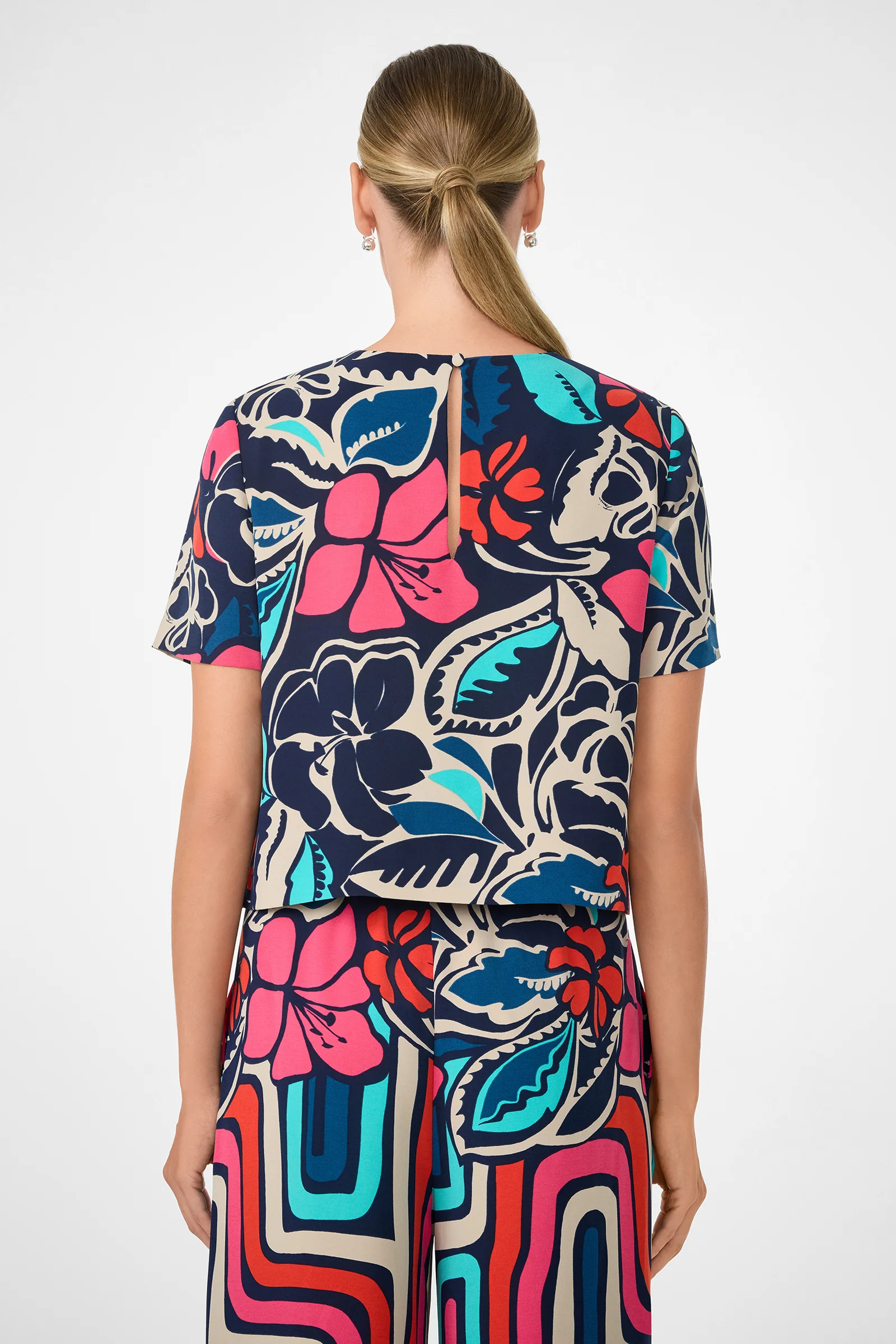 Sitio Short-Sleeve Top - Image 4